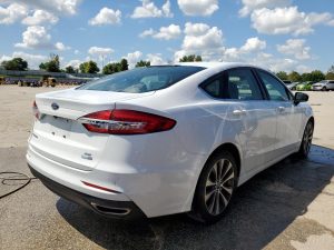 2019 Ford Fusion SE Auto z USA - zdjęcie 3