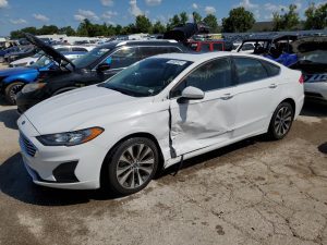 2019 Ford Fusion SE Auto z USA - zdjęcie 4