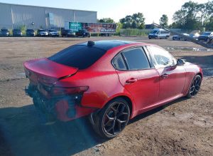 2020 Alfa Romeo Giulia TI Auto z USA - zdjęcie 4