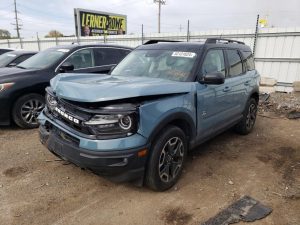 2021 Ford Bronco Sport Outer Banks Auto z USA - zdjęcie 2