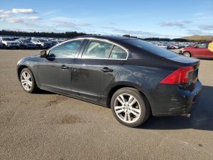 2013 Volvo S60 Auto z USA - zdjęcie 3