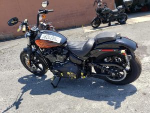 2023 Harley Davidson Street Bob 114 Motocykl z USA - zdjęcie 3