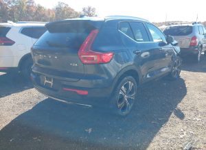 2019 Volvo XC40 Inscription Auto z USA - zdjęcie 4