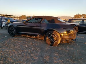 2019 Ford Mustang EcoBoost Premium Auto z USA - zdjęcie 3