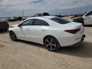 2020 Mercedes-Benz CLA250 Auto z USA - zdjęcie 3