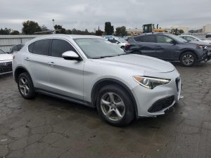 2018 Alfa Romeo Stelvio Base Auto z USA - zdjęcie 1