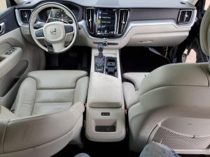 2019 Volvo XC60 Momentum Auto z USA - zdjęcie 5