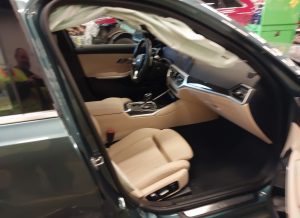 2021 BMW 330i XDrive Auto z USA - zdjęcie 5