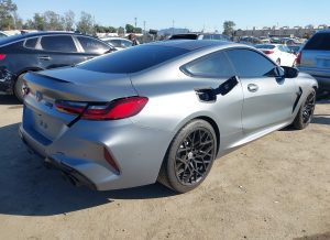 2023 BMW M8 Competition Auto z USA - zdjęcie 4
