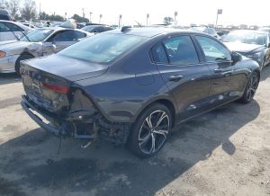 2024 Volvo S60 Plus Dark Auto z USA - zdjęcie 4