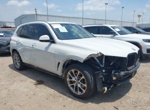 2020 BMW X5 SDrive40i Auto z USA - zdjęcie 1