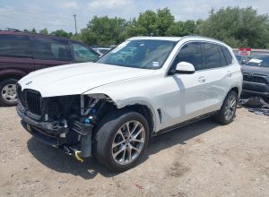 2020 BMW X5 SDrive40i Auto z USA - zdjęcie 2