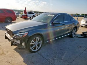 2017 Mercedes-Benz C300 Auto z USA - zdjęcie 2