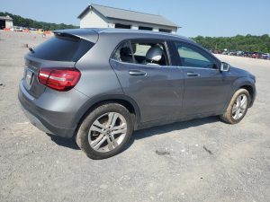 2020 Mercedes-Benz GLA250 Auto z USA - zdjęcie 4