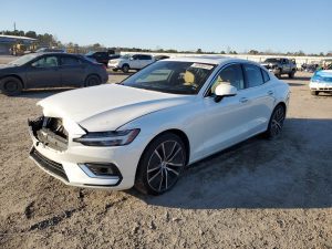 2020 Volvo S60 Inscription Auto z USA - zdjęcie 2