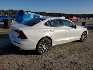 2020 Volvo S60 Inscription Auto z USA - zdjęcie 4