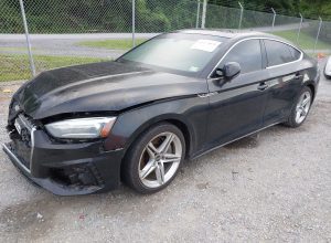 2021 Audi A5 Premium Auto z USA - zdjęcie 2