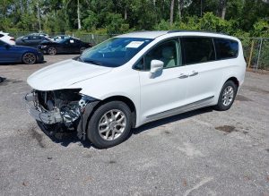 2020 Chrysler Pacifica Touring L Auto z USA - zdjęcie 2