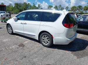 2020 Chrysler Pacifica Touring L Auto z USA - zdjęcie 3
