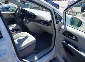 2020 Chrysler Pacifica Touring L Auto z USA - zdjęcie 5