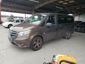 2016 Mercedes-Benz Metris Base Auto z USA - zdjęcie 2