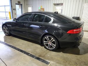 2017 Jaguar XE Premium Auto z USA - zdjęcie 3