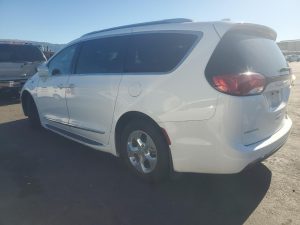 2018 Chrysler Pacifica Touring L Auto z USA - zdjęcie 3