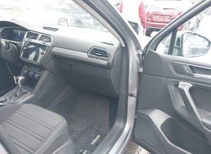 2024 Volkswagen Tiguan S Auto z USA - zdjęcie 5