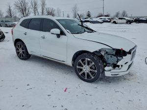 2019 Volvo XC60 Inscription Auto z USA - zdjęcie 1