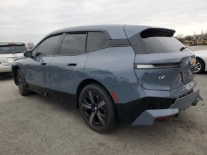 2025 BMW IX XDrive50i Auto z USA - zdjęcie 3