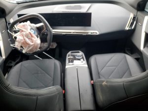 2025 BMW IX XDrive50i Auto z USA - zdjęcie 5