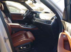 2022 BMW X7 M50i Auto z USA- zdjęcie 5
