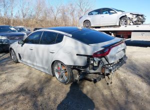 2019 Kia Stinger GT2 Auto z USA - zdjęcie 3