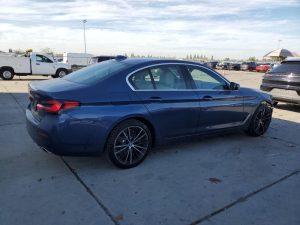 2021 BMW 530i Auto z USA - zdjęcie 4