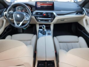 2021 BMW 530i Auto z USA - zdjęcie 5