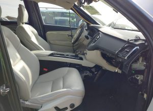 2021 Volvo XC90 Momentum Auto z USA - zdjęcie 5