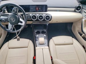 2020 Mercedes-Benz CLA250 Auto z USA - zdjęcie 5
