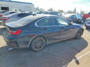 2020 BMW 330i Auto z USA - zdjęcie 4