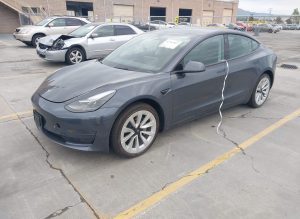 2022 Tesla Model 3 Long Range Auto z USA - zdjęcie 2