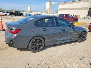 2024 BMW 330 XDrive Auto z USA - zdjęcie 4