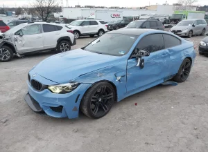 2020 BMW M4 Auto z USA - zdjęcie 2