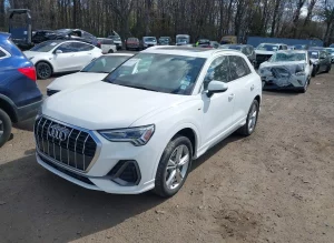 2024 Audi Q3 Premium Plus Auto z USA - zdjęcie 2