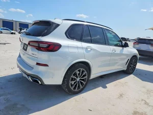 2022 BMW X5 XDrive40i Auto z USA - zdjęcie 4