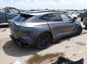 2025 Aston Martin DBX 707 Auto z USA - zdjęcie 4