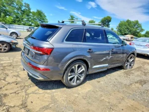 2020 Audi Q7 Prestige Auto z USA - zdjęcie 4