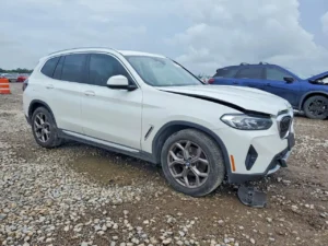 2022 BMW X3 XDrive30i Auto z USA - zdjęcie 1